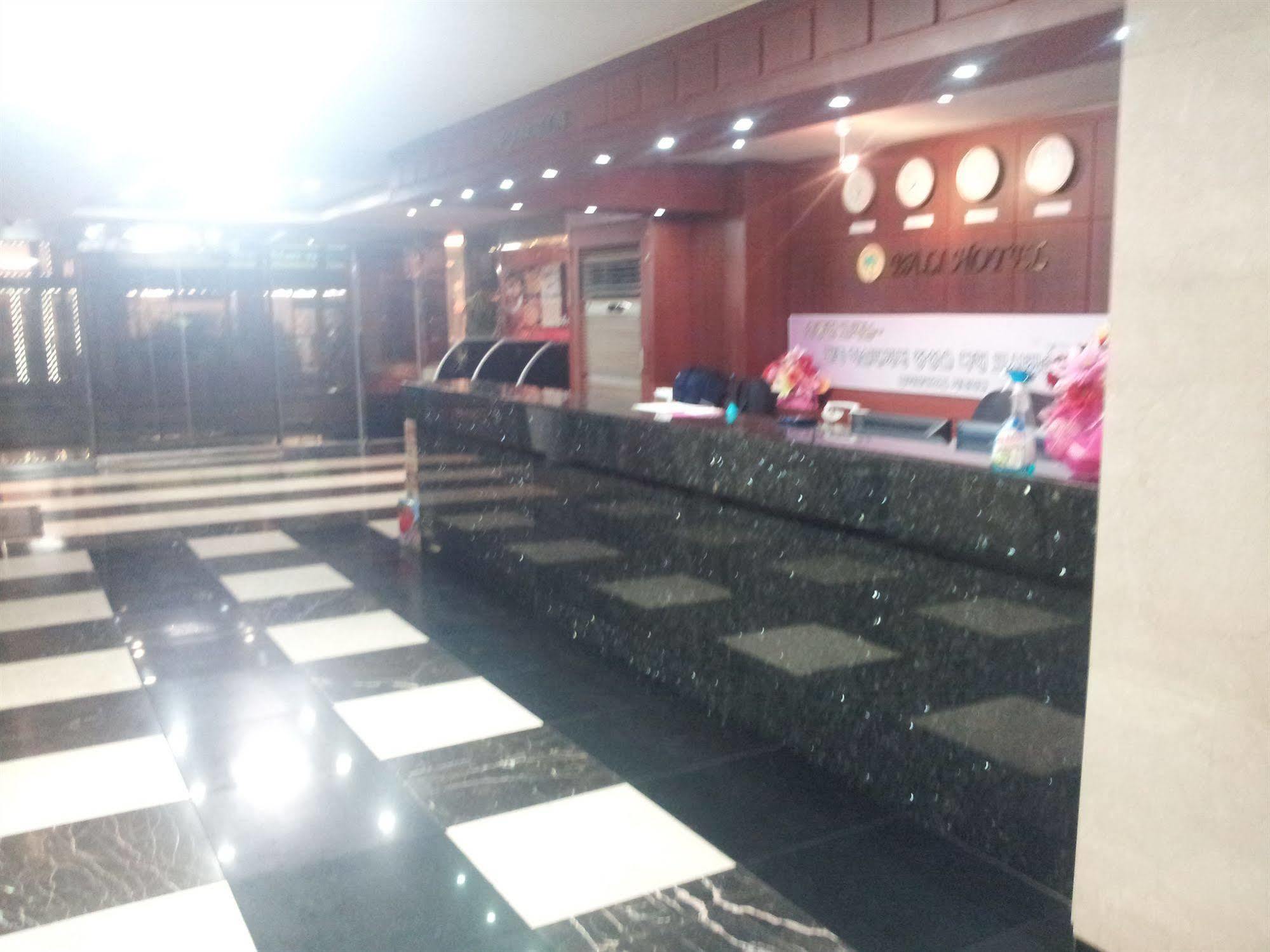 Bali Tourist Hotel Seoul Exterior foto
